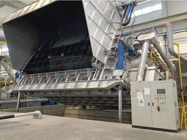 Aluminum melting furnace