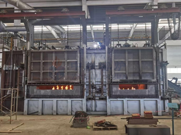 Aluminum melting furnace
